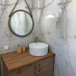 Billy's Luxury * Vlikhón